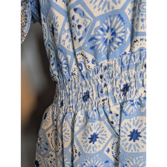 Lovers & Friends V-Neck Boho Mini Dress Blue & White Floral Print, SIze M - Picture 4 of 10